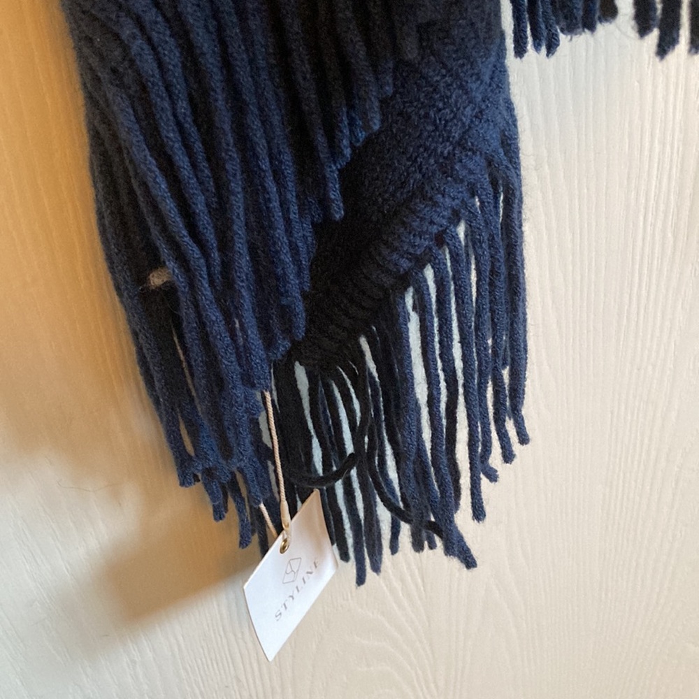 Vest - Picture 3 of 5